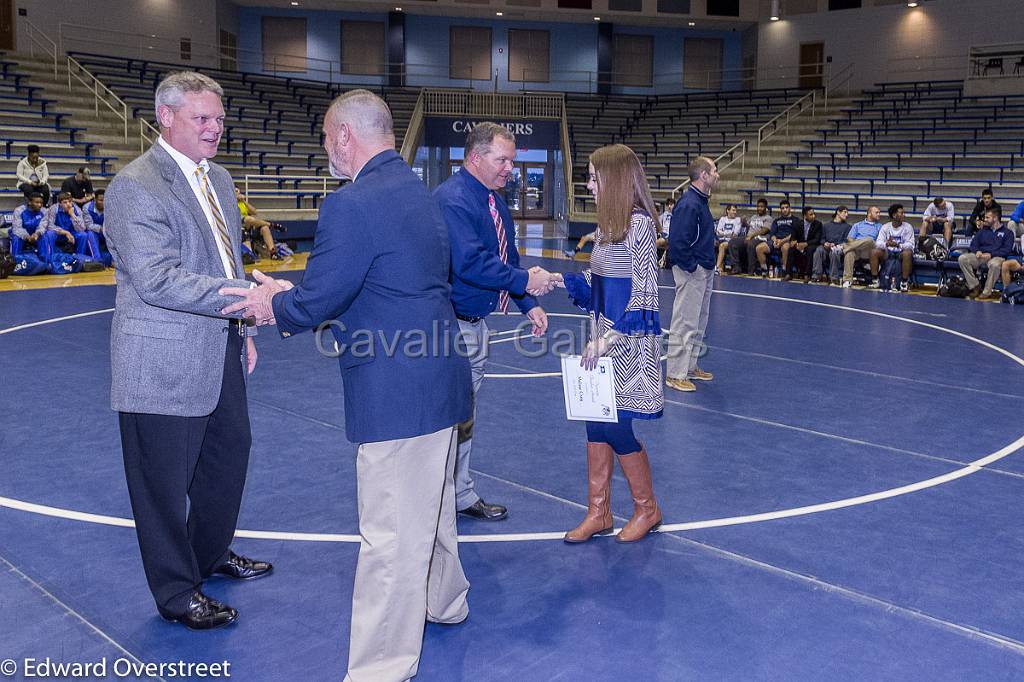 Wrestling vs Byrnes -40.jpg